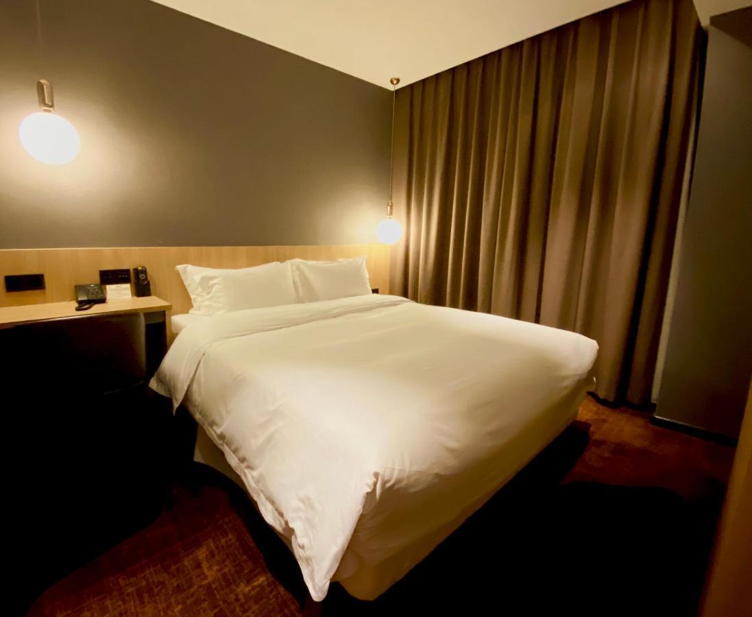 Hotel Coka Chuansha Metro - Pvg Airport 4*